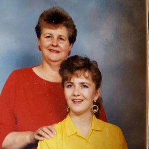 Meet your Posher, Delores